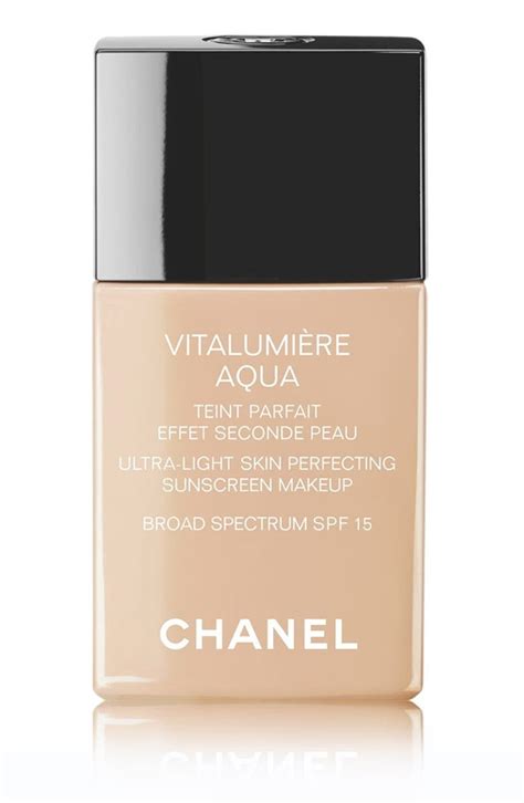 chanel vitalumiere aqua swatches|chanel vitalumière aqua sunscreen.